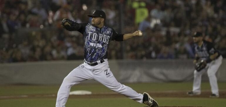 QUEDA TOROS EN DESVENTAJA EN SERIE DE CAMPEONATO DE ZONA NORTE