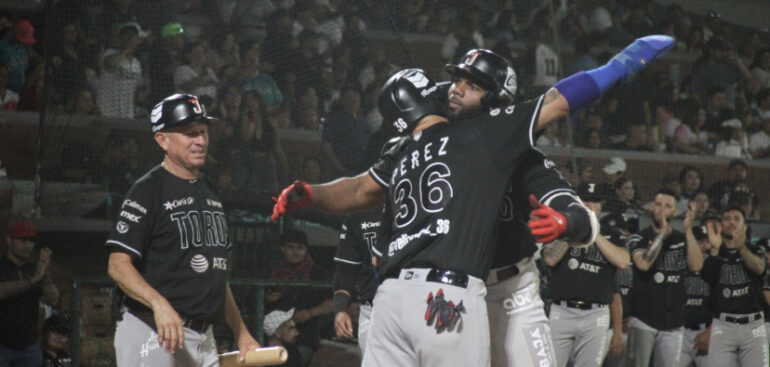 Se adelanta Toros a punta de tablazos