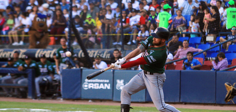 Ceden Toros duelo en Monterrey