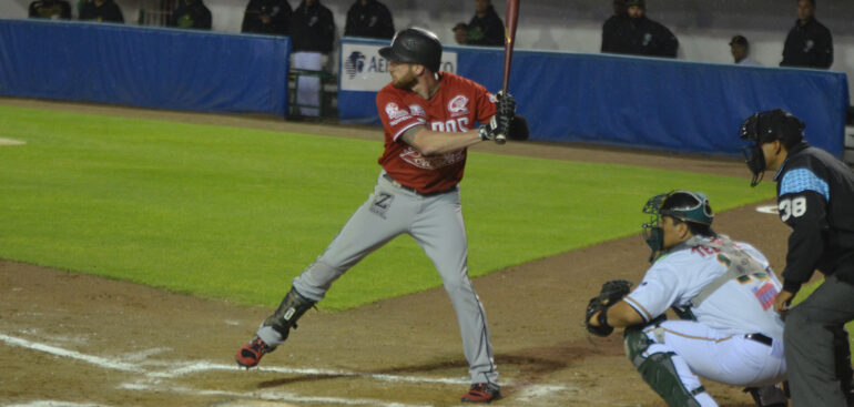 Amarra serie Toros en paliza pasada por lluvia