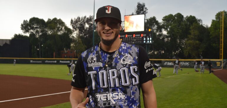 DEBUTA JESÚS PIRELA CON TOROS DE TIJUANA