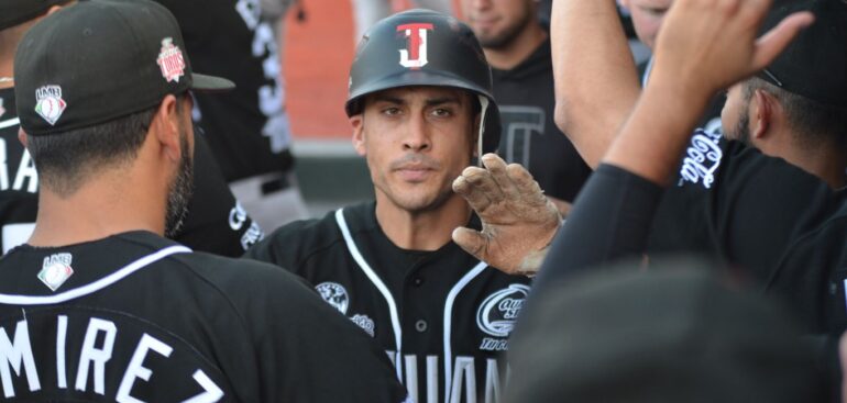 GUÍAN RODRÍGUEZ Y APODACA VICTORIA DE TOROS EN NUEVO LAREDO