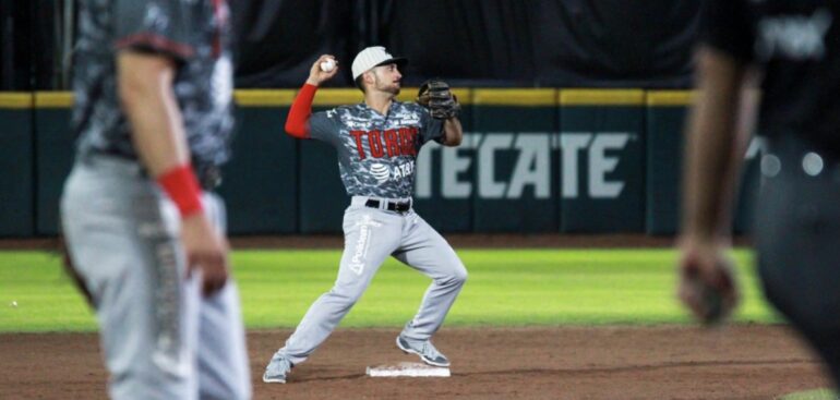 Cae Toros en duelo de ofensivas