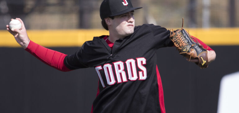 Prospecto tijuanense listo para debutar con Toros