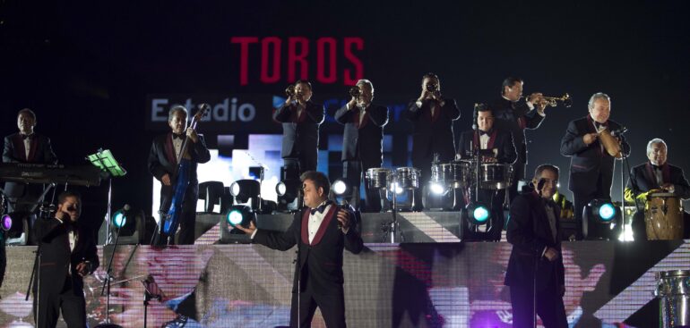 Fiesta completa en ceremonia inaugural de Toros de Tijuana