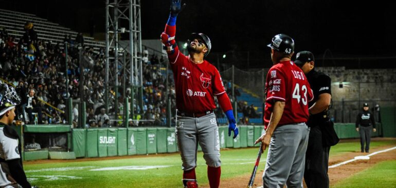 “El Niño” respalda al “Tsunami” y Toros iguala serie