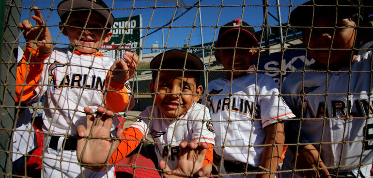 Arman fiesta Ligas Infantiles en estadio Gasmart