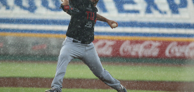 Lluvia suspende segundo de la serie en Mérida