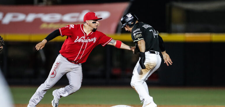 Cede Toros serie ante El Águila