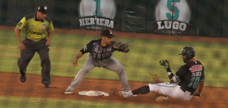 PASA TOROS ESCOBA EN SALTILLO