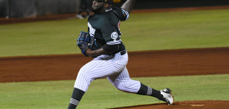 Llega Maikel Cleto a reforzar bullpen de Toros