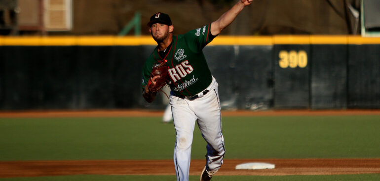 Reanuda Toros serie en Monterrey