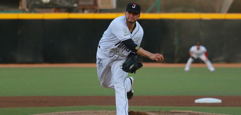 Cierran gira Toros contra Diablos