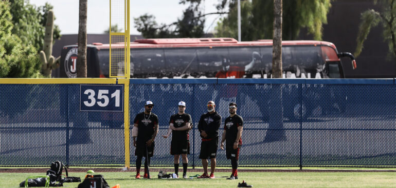 Detiene Toros pretemporada en Tempe