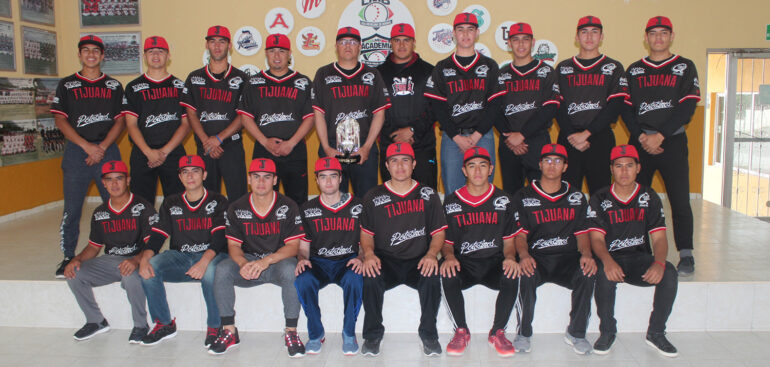 Recibe Toros el trofeo de campeones de la Academia LMB