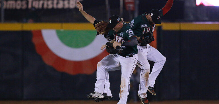 Pega Toros primero en Serie del Rey