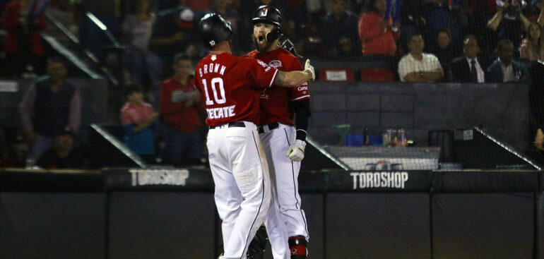 Pega Toros primero en Serie de Campeonato