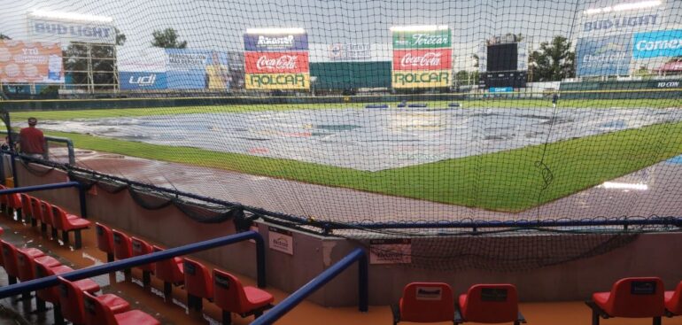 Lluvia impide conclusión de serie en Aguascalientes