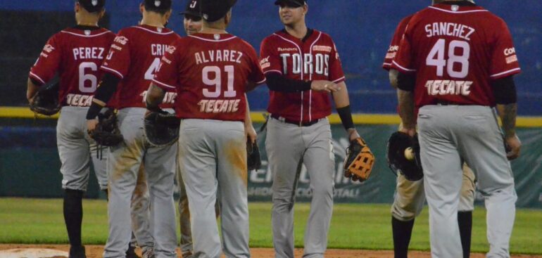 Toros alarga a ocho su racha de triunfos en Tabasco