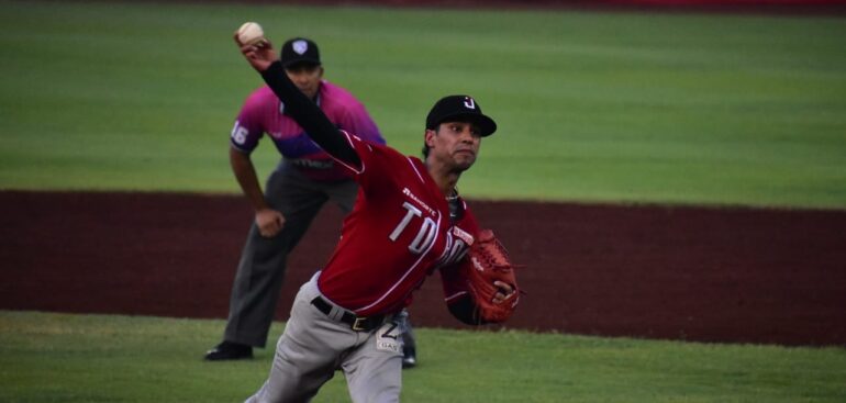 Completa Toros barrida en Campeche