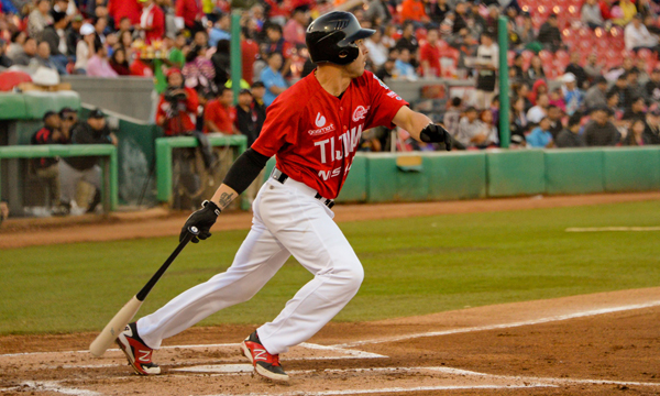 Siguen Toros con bats apagados