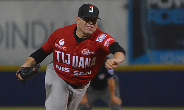 José Luis García hace historia en derrota de Toros