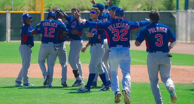 Caen Toros en la novena con ‘rally’ de Cubs