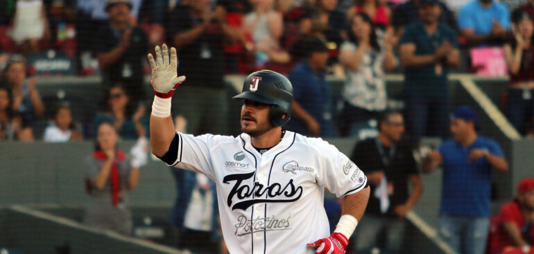 Toros se queda con la serie ante el líder