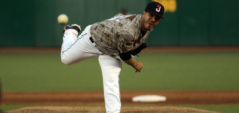 Manny Barreda firma con los Bravos de Atlanta