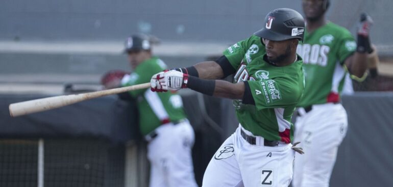 CORONA ALCÁNTARA BRAVA REMONTADA DE TOROS DE TIJUANA