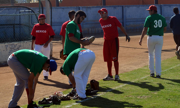 Entrena en Tijuana selección mexicana Sub 21 de beisbol