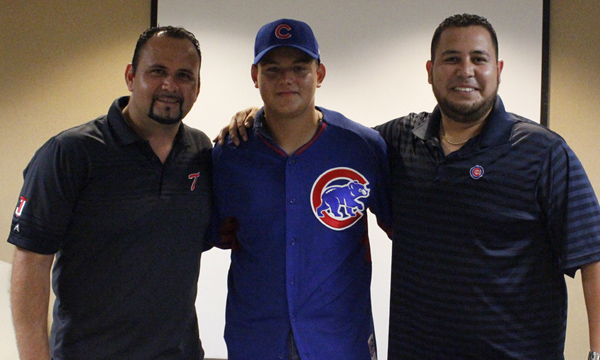 Firman Cachorros a joya de Toros de Tijuana