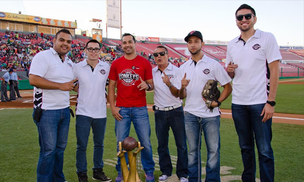 Toros reconoce a Zonkeys por su campeonato